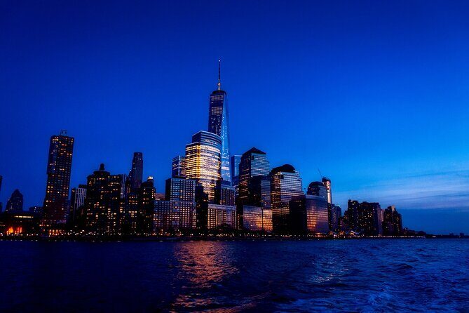 NYC: Harbor Skyline and NYC Lights and Statue of Liberty - Key Points