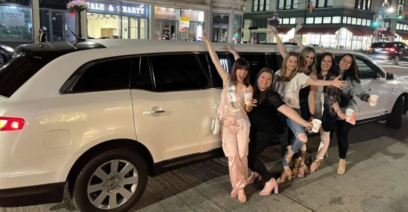 NYC Limousine Tour By Stretch Limo-King And Queen Limo NYC - The Sum Up