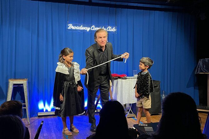 NYC: Magic Show for All Ages - Broadway Magic Hour (Times Square) - Key Points