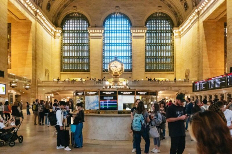 NYC: Official Grand Central Terminal Guided Tour - The Main Concourse: Iconic and Impressive