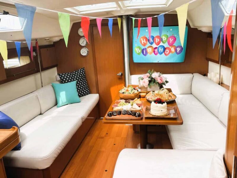 NYC: Private Champagne Sail to the Statue of Liberty - A Private Champagne Sail to the Statue of Liberty: The Perfect NYC Escape