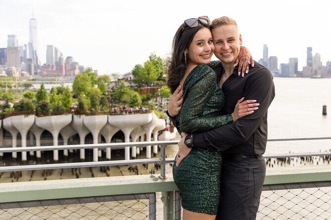 NYC Private Photoshoot at Your Iconic Spots in New York City - Exploring the Details of Your NYC Photoshoot