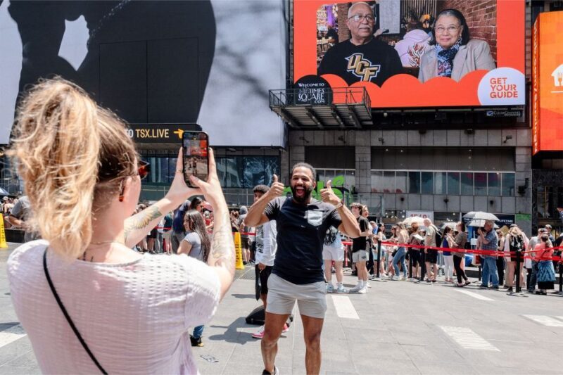 NYC: See Yourself on a Times Square Billboard for 24 Hours - A Deep Dive into the Experience
