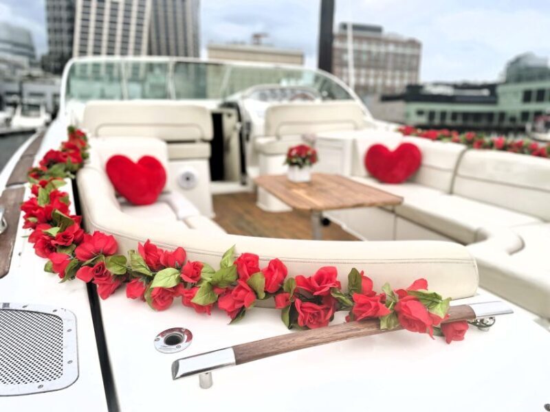 NYC: Statue of Liberty Private Yacht Tour - Key Points
