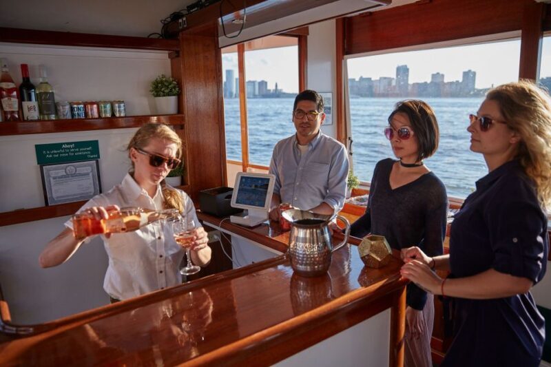 NYC: Sunset Cruise on a Small Yacht with a Drink - In-Depth Review of the Sunset Yacht Cruise