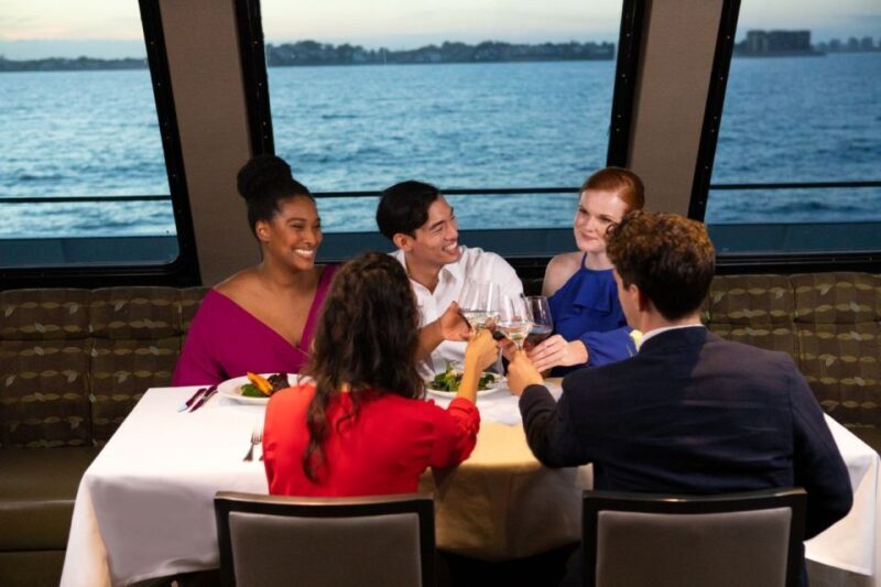 NYC: Thanksgiving Buffet Harbor Cruise - A Closer Look at the Thanksgiving Harbor Cruise Experience