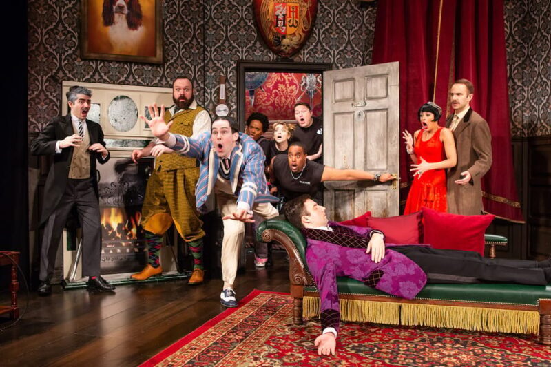 NYC: The Play That Goes Wrong Ticket at New World Stages - A Deep Dive into “The Play That Goes Wrong”