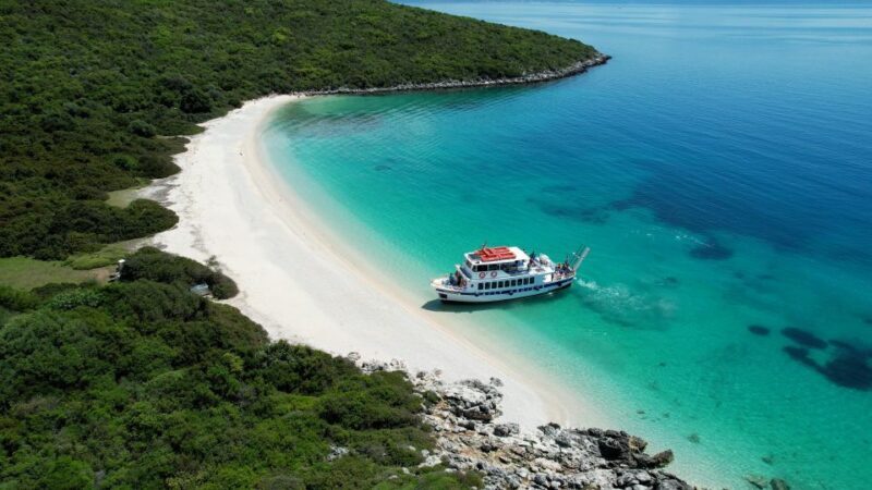 Nydri: Island Hopping Boat Cruise with Beach BBQ Lunch - Final Thoughts