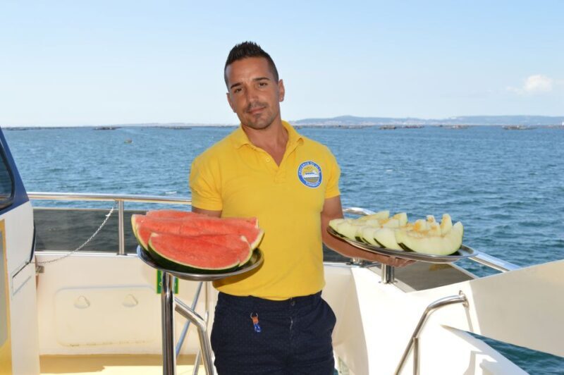 O Grove: Ría de Arousa Catamaran Tour with Seafood Lunch - Key Points
