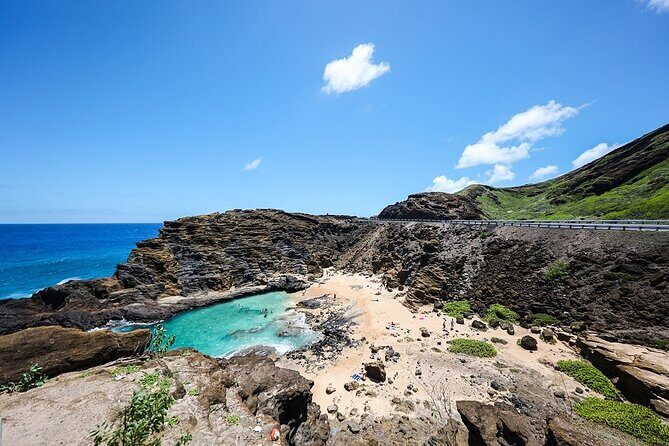 Oahu Circle Island Tour with Byodo-In Temple Admission - Key Points