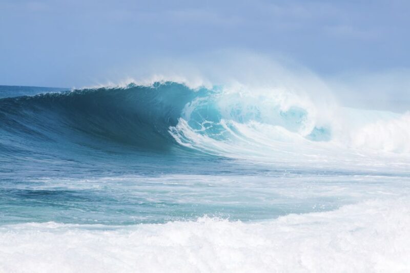 Oahu: Complete Island Tour with Tropical Waterfall Swimming - Oahu: Complete Island Tour with Tropical Waterfall Swimming