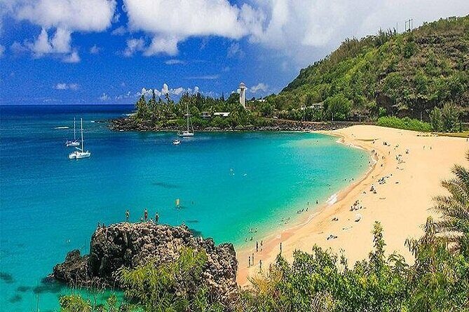 Oahu Grand Circle Island Experience Departing from Kauai - FAQs