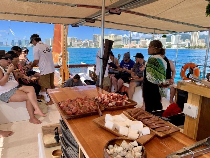 Oahu: Honolulu Morning Polynesian Canoe Voyage - An Authentic Hawaiian Experience on the Waikiki Waters
