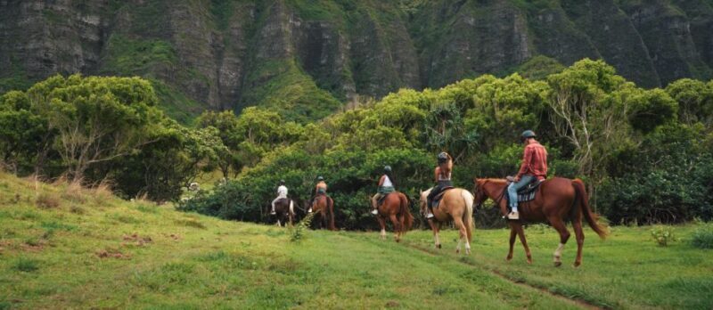 Oahu: Kualoa Hills and Valleys Horseback Riding Tour - A Deep Dive into the Experience