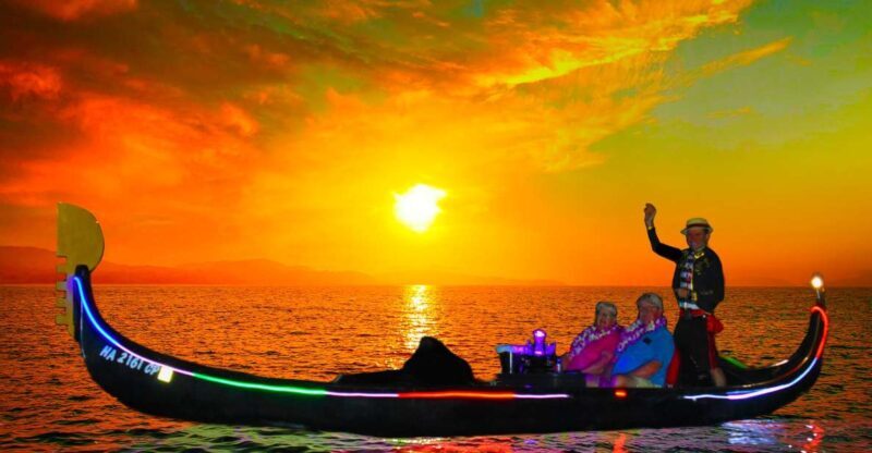 Oahu: Luxury Gondola Cruise with Drinks and Pastries - A Closer Look at the Experience