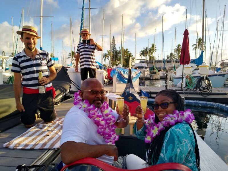 Oahu: Luxury Gondola Cruise with Drinks and Pastries - FAQs