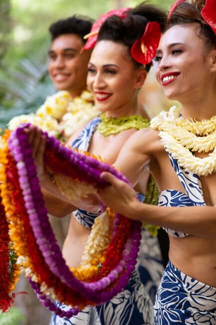 Oahu: N Lei Aloha Lau & Dinner or Cocktail Show Option - FAQ