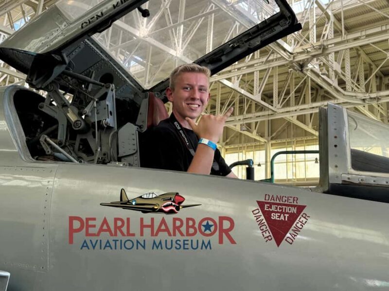 Oahu: Pearl Harbor Aviation Museum Entry Ticket - Key Points