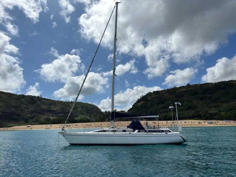 Oahu: Sunset sailing in small intimate groups - The itinerary: What to expect during your sunset sail