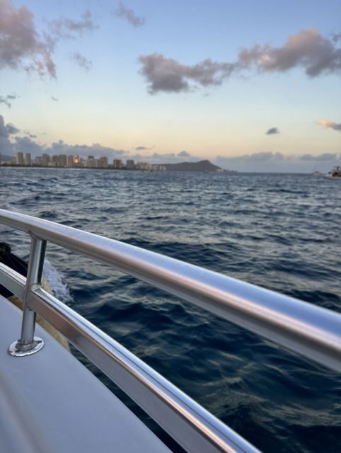 Oahu: Waikiki Fireworks Boat Cruise from Oahu - Pricing and Value: How It Stacks Up