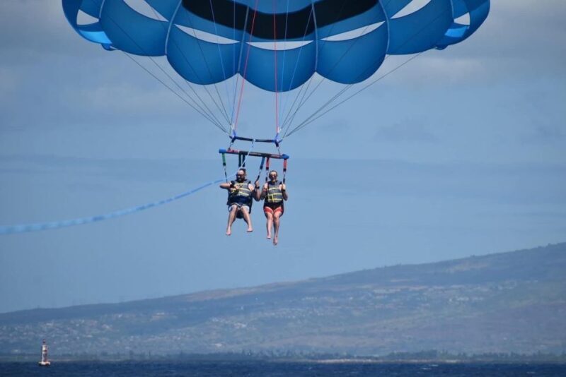 Oahu: Waikiki Parasailing - A Deep Dive into the Waikiki Parasailing Experience
