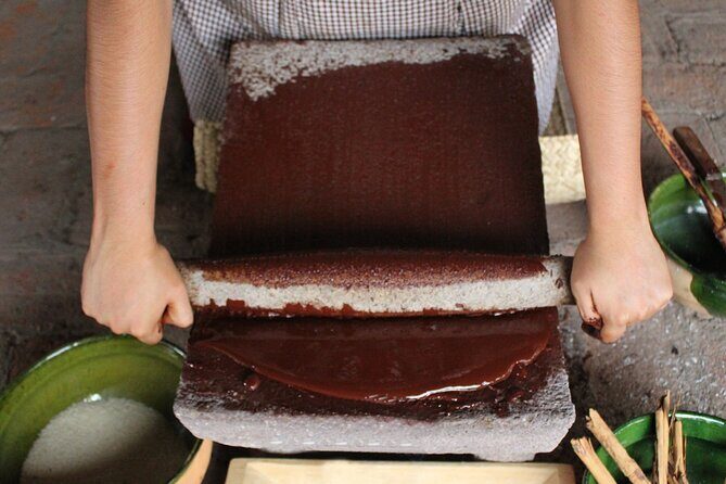 Oaxaca : Boil the water, Mitla and Cocoa (Entries included). - Key Points