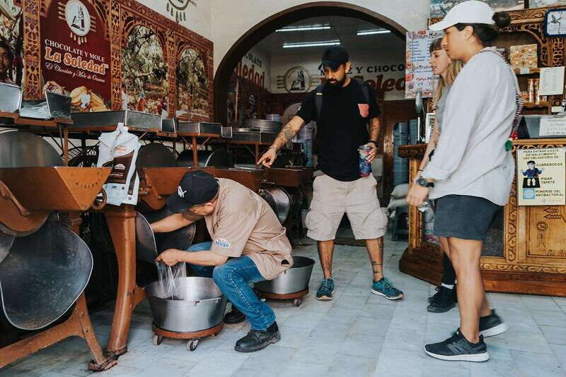 Oaxaca City Walking Tour - Markets, Textile museum & Lunch - Exploring Oaxaca with a Local Touch: The Walking Tour that Connects Culture, Crafts, and Cuisine