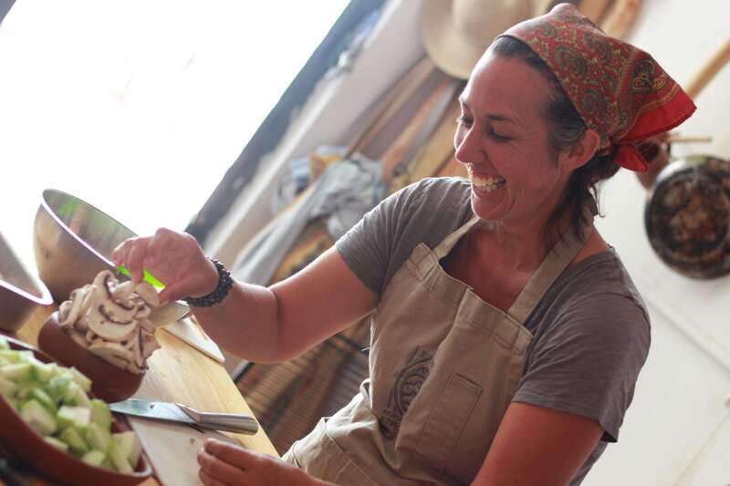 Oaxaca: Oaxacan Mole Workshop with a Traditional Cook - Frequently Asked Questions