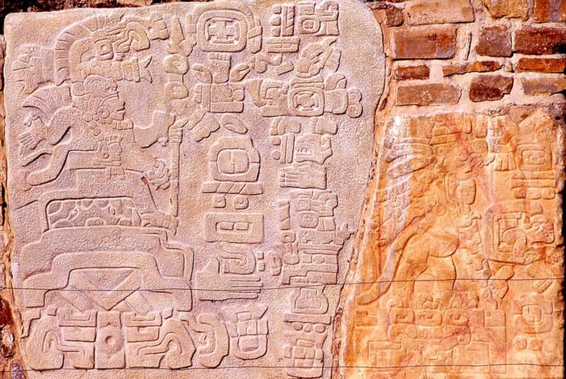 Oaxaca: Private Monte Albán Tour with Zapotec Tombs & Crafts - Key Points
