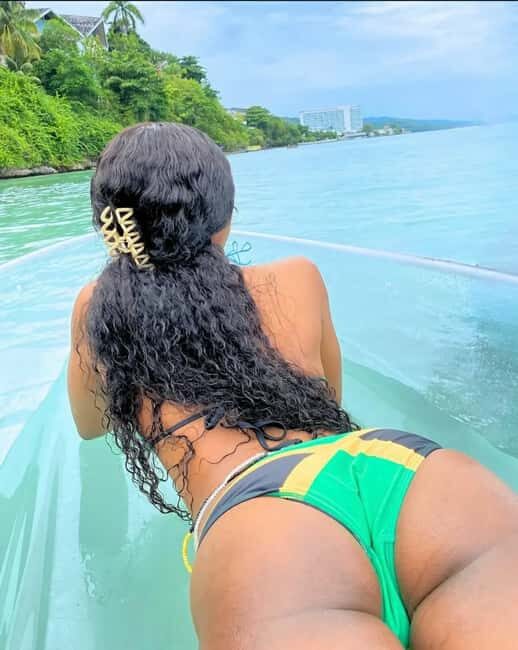 Ocho Rios: Clear Kayak Photoshoot with Pickup - Key Points