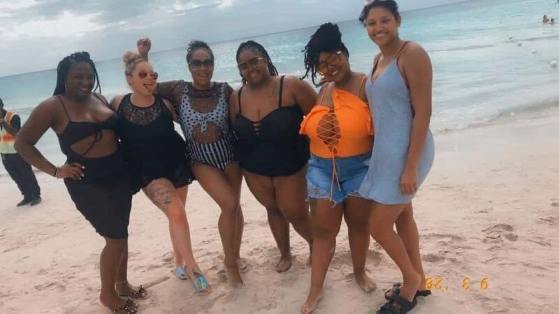 Ocho Rios: Dunn's River Falls and Shopping Tour - A Closer Look at the Experience