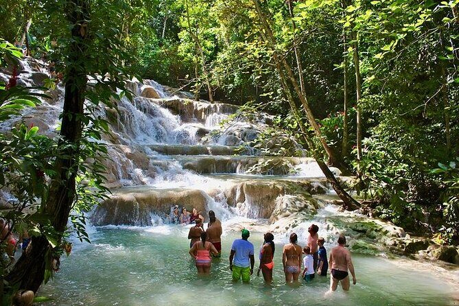 Ocho Rios Jamaica: Dunn's River Falls and River Tubing Combo Tour - Key Points