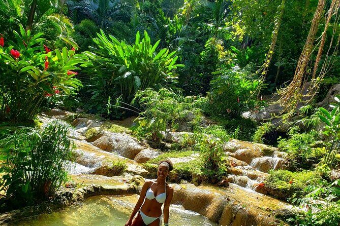Ocho Rios Mi Crazy: Konoko Falls, Garden and Park with Beach Tour - The Sum Up