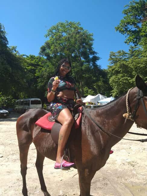 Ocho Rios: Scenic Horseback Riding Adventure - Exploring the Ocho Rios Horseback Riding Tour in Detail