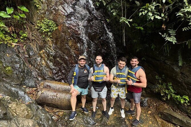 "Off the beaten path" Rain Forest Guided hike with Transportation - Who Will Love This Tour?