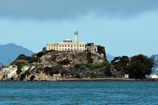 Official Alcatraz Tour and Golden Gate Bridge Bike Ride - A Deep Dive into the Experience