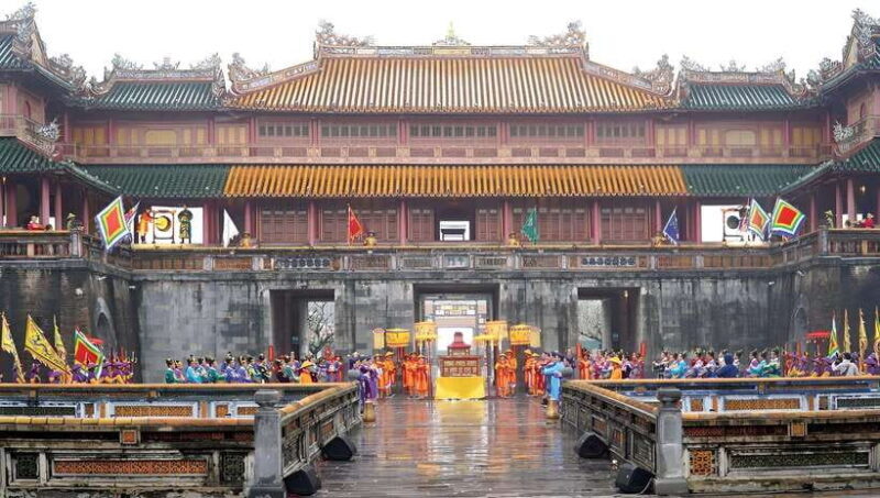 Official Hue: Dragon Boat, Imperial Citadel, & Market tour - Authentic Experiences and Authenticity