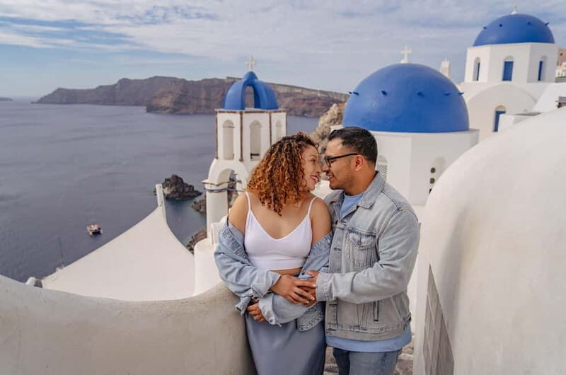Oia: Couple Photoshoot Seprate Entrance to Blue Dome - A Deep Dive into the Experience