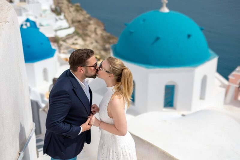 Oia: Couple photoshoot with 30 edited Photos - Authentic Experiences and What Travelers Say