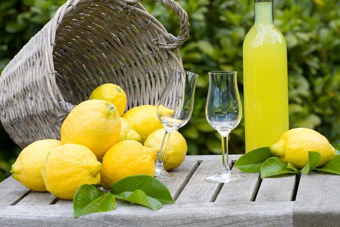 Oil & lemon walking tour- The Essence of Sorrento - A Practical Look at the Oil & Lemon Walking Tour – The Essence of Sorrento