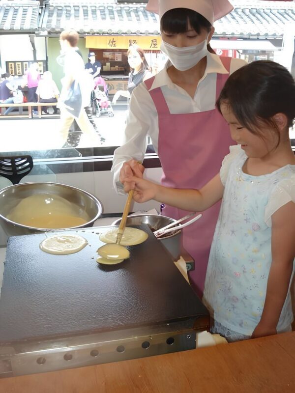 Okayama Prefecture Kurashiki Bikan Historical Area Rambler Coupons - Spend the Coupons on Snacks, Sweets, or a Craft