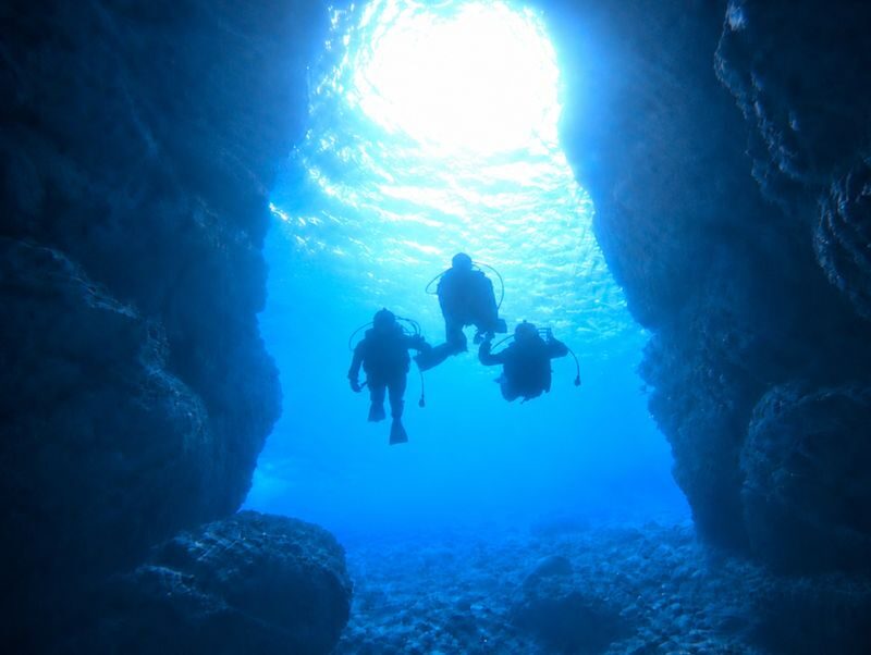 Okinawa: Blue Cave Introductory Dive (Boat Trip) - What the short underwater visit means