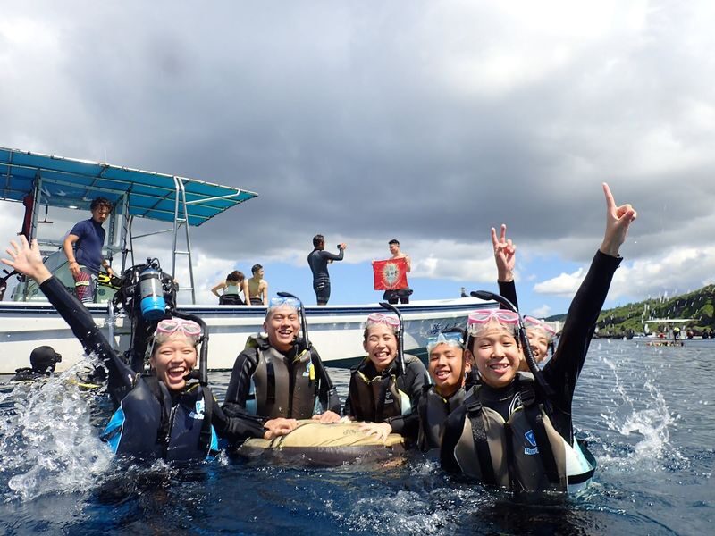 Okinawa Dream Reef | Easy Boat Trip! Snorkeling & Scuba Diving Experience | Free Unlimited Photos & Videos | Chinese Coach - The coaching and photo service add real value