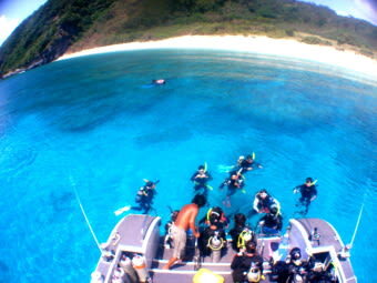Okinawa: Full-Day Kerama Islands National Park Snorkeling Tour - Helpful crew, with a safety-first approach