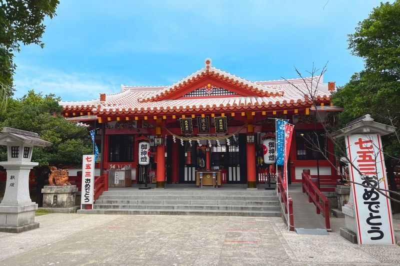 Okinawa: Naminoue Shrine & Cape Zanpa Lighthouse & American Village & Southeast Botanical Gardens Illumination Show Day Trip (Departure at Noon) - A useful way to spend an Okinawa afternoon