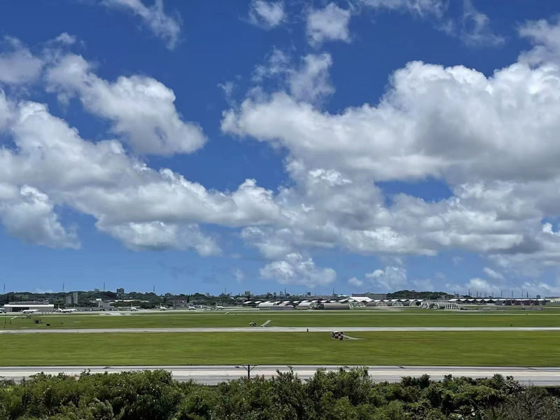 Okinawa Northern Internet-Famous Route One-Day Tour | Churaumi Aquarium & Kadena Air Base Observation Deck & AEON Rycom Pokémon Center & Kouri Island - The ride, group size and guide