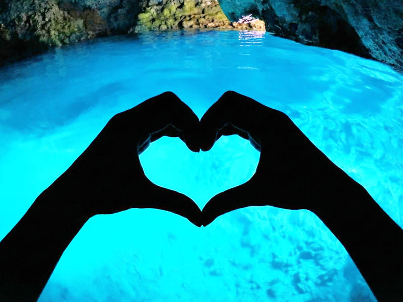 Okinawa Onna Village Blue Cave Snorkeling Experience (includes free GoPro rental) - Crowds, conditions, and the best time to go