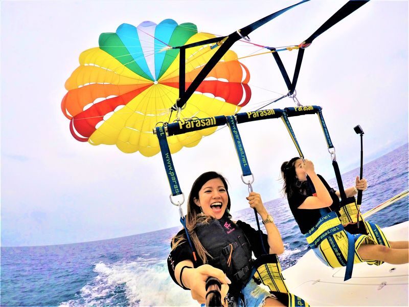 Okinawa Parasailing - At a glance: the details that matter