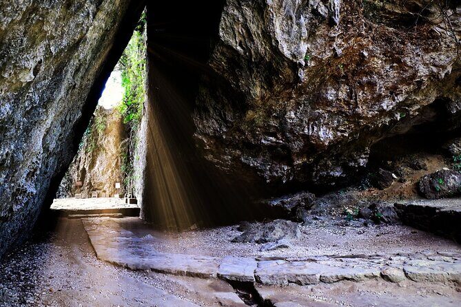 Okinawa: Sacred Sefa Utaki Walk into Ryukyus Spiritual - Key Points