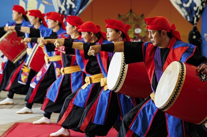 Okinawa South Day Tour: Gyokusendo Cave & Ryukyu Kingdom Village - Senaga Island - Sea Grape Picking - Itoman Fish Market - Cape Chinen - All-You-Can-Eat Yakiniku | Departure from Naha - Cape Chinen: Pacific views and a timing question
